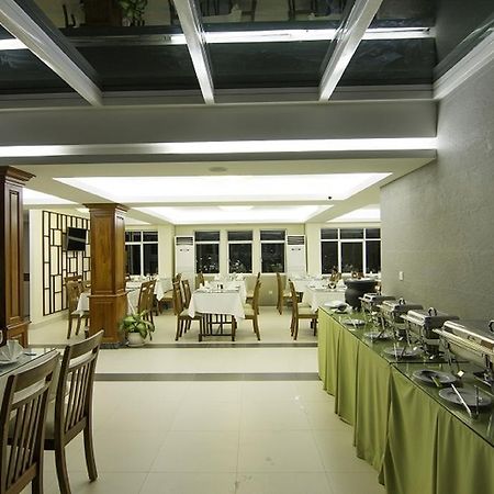 Rose Emerald Hotel Phnom Penh Exteriör bild