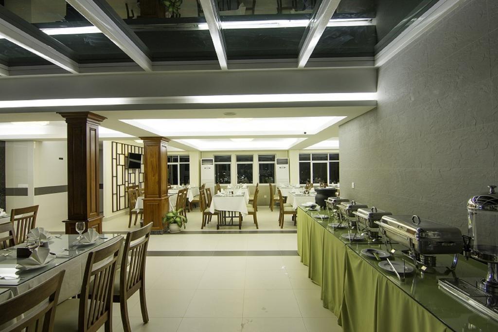 Rose Emerald Hotel Phnom Penh Exteriör bild