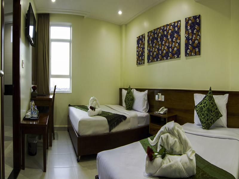 Rose Emerald Hotel Phnom Penh Exteriör bild
